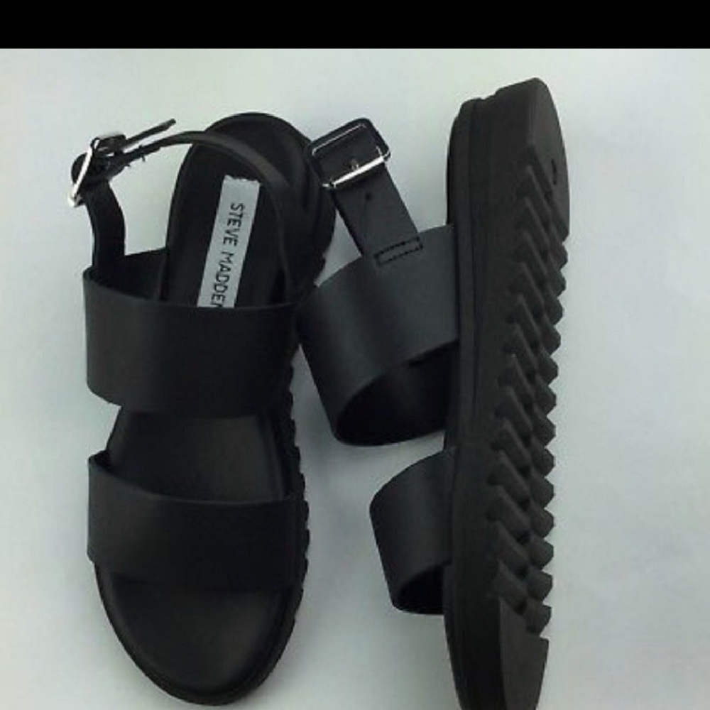 Steve madden black sandals